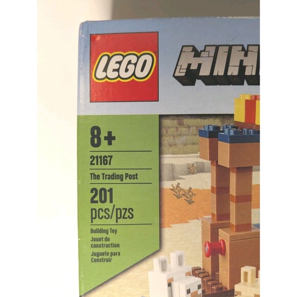 Lego Minecraft The Trading Post 21167 Building Set 5 Figurines Retired New! Gift - Picture 7 of 7